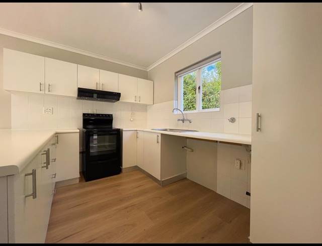 2 BEDROOM PROPERTY TO RENT IN HOUT BAY